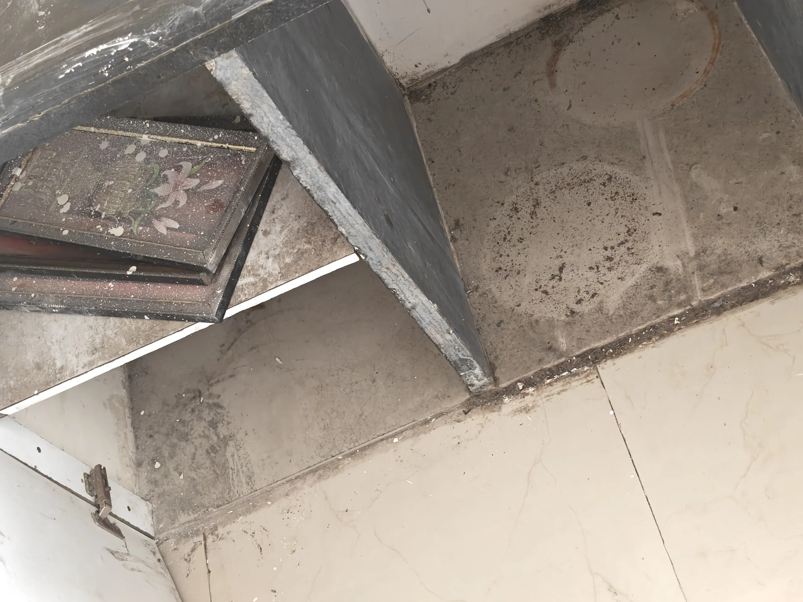 Before deep cleaning services in Nashik home cleaning condition showing dirt and stains